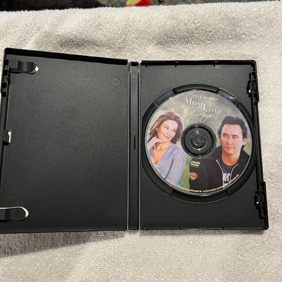 Must Love Dogs Fuu Screen Edition Diane Lane DVD - Picture 3 of 3